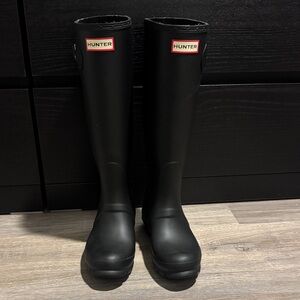Hunter Classic Black Waterproof Boots